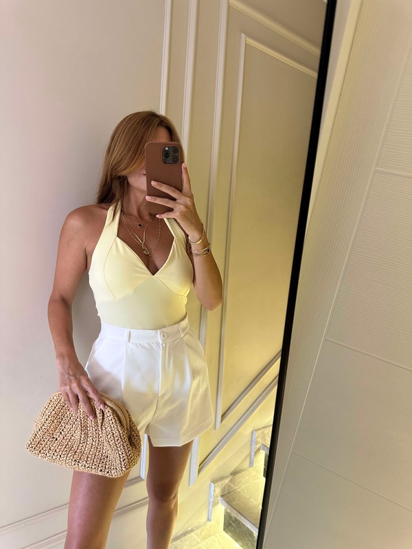 Çıtçıtlı BodyAçık Sarı Kalp Yaka Bodysuit Zıbın