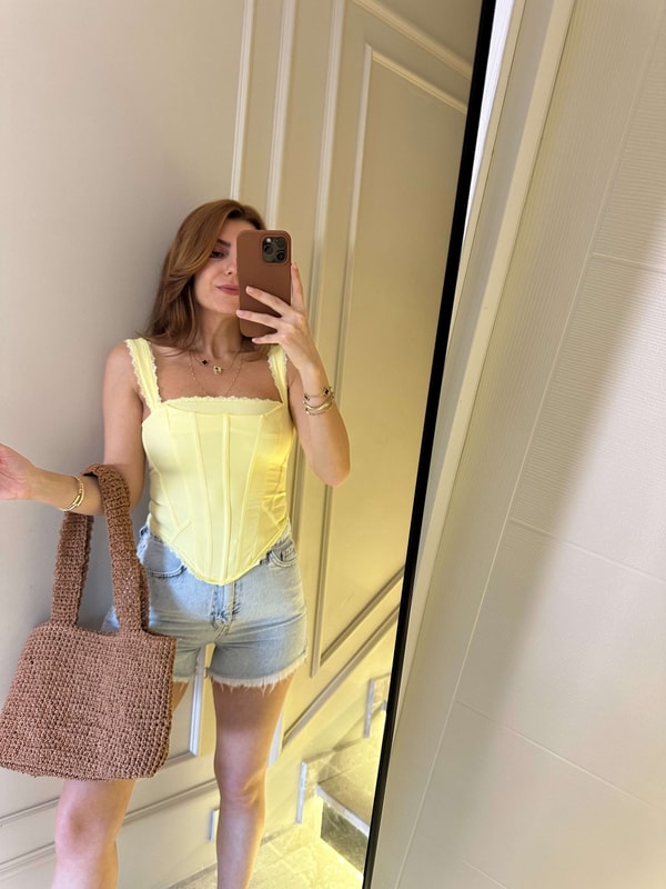 Askılı BluzAçık Sarı Korseli Büstiyer