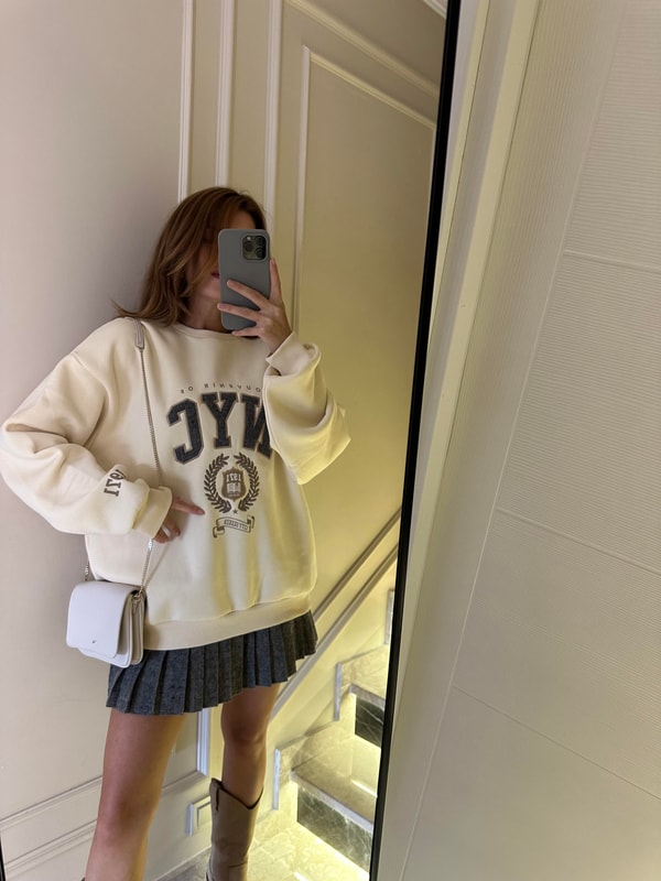 SweatshirtBej NYC Nakışlı Sweatshirt