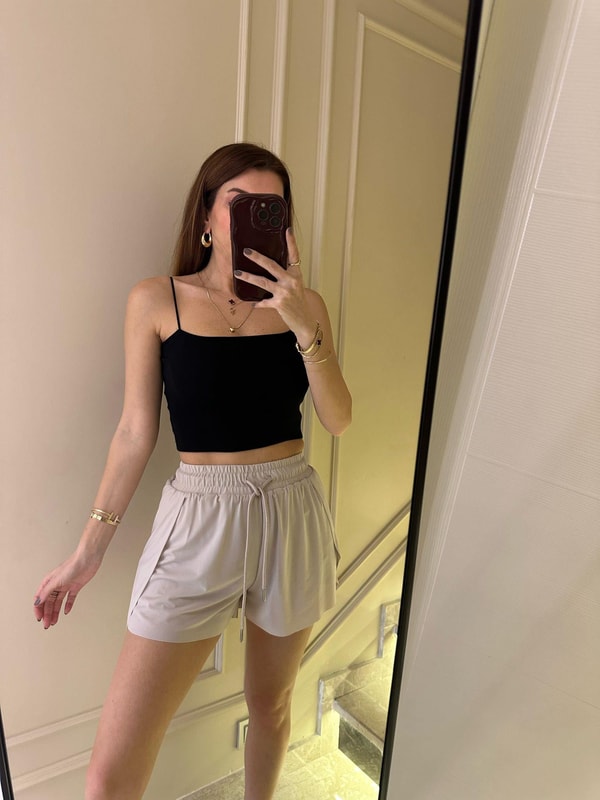 Beli Lastikli ŞortBej Sandy Kumaş Sporcu Şort