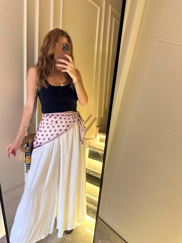PantolonBeyaz Asimetrik Bol Paça Pantolon