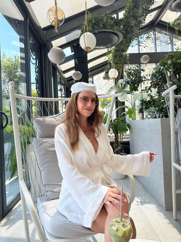 KimonoBeyaz Dantel Detaylı Kimono Ceket
