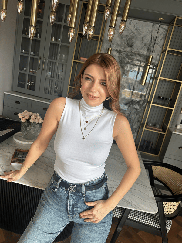 Sıfır Kol BluzBeyaz Dik Yaka Pamuk Bluz