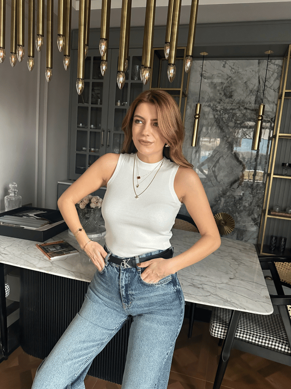 Sıfır Kol BluzBeyaz Fitilli Sıfır Kol Crop