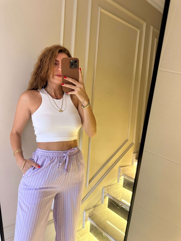 Crop BluzBeyaz Kolsuz Crop Top