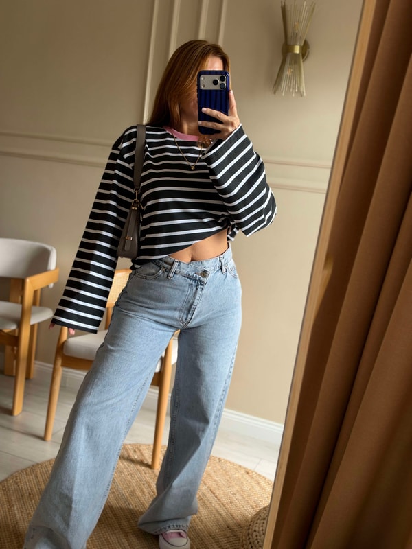Uzun Kollu BluzBoru Kol Çizgili Oversize Bluz - Siyah