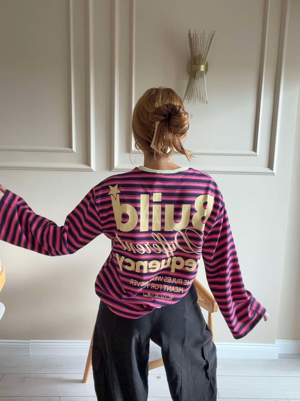 Uzun Kollu BluzDifferent Mood Sırt Baskılı Çizgili Bluz - Pembe
