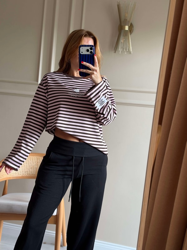 Bisiklet Yaka SweatshirtEtiket Detay Too Focused Sweatshirt - PembeKahve