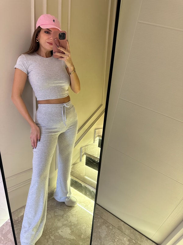 Eşofman TakımıGri Taşlı Kısa Kol Fit Takım