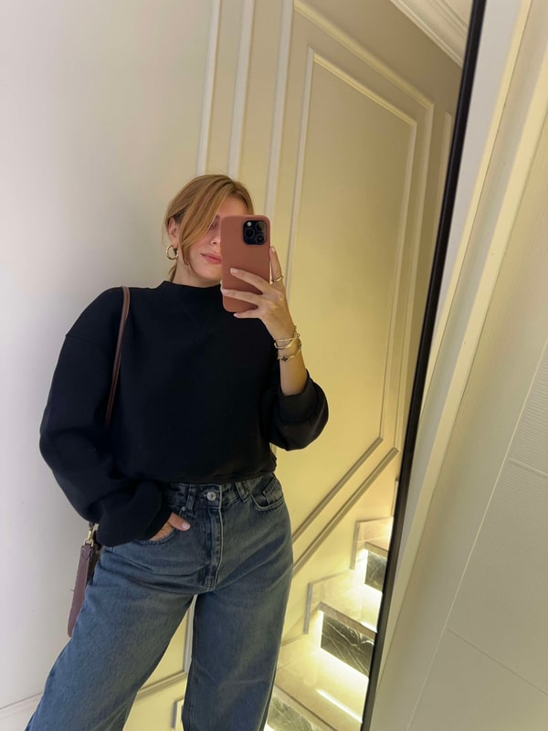 SweatshirtKadın Dik Yaka Şardonlu Sweatshirt - Siyah