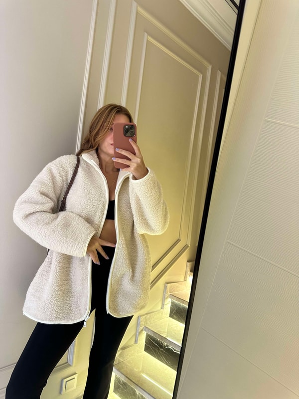 Peluş CeketKadın Fermuarlı Peluş Ceket - Bej