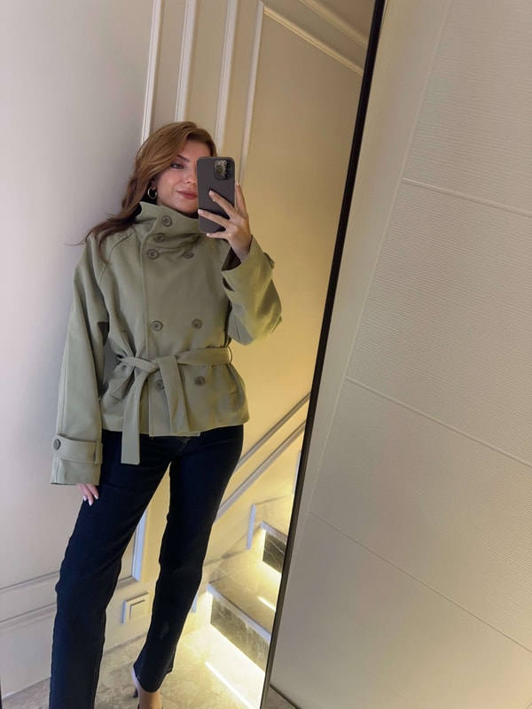 TrençkotKadın Haki Dik Yaka Kısa Trençkot