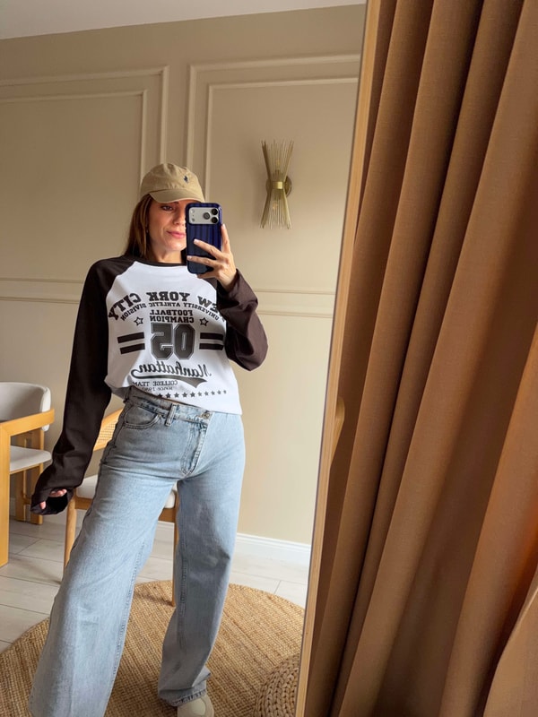 Uzun Kollu BluzKadın NYC 05 Baskılı Çift Renk Bluz - KahveBeyaz
