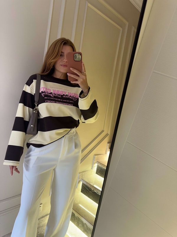 Bisiklet Yaka SweatshirtKadın NYC Baskılı Çizgili Sweatshirt - SarıKahve
