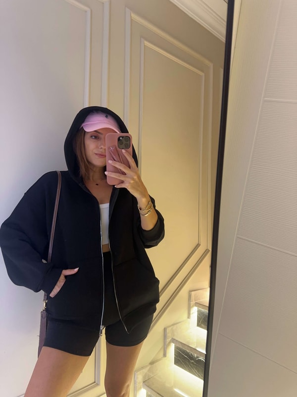 Kapşonlu SweatshirtKadın Siyah Fermuarlı Oversize Hırka