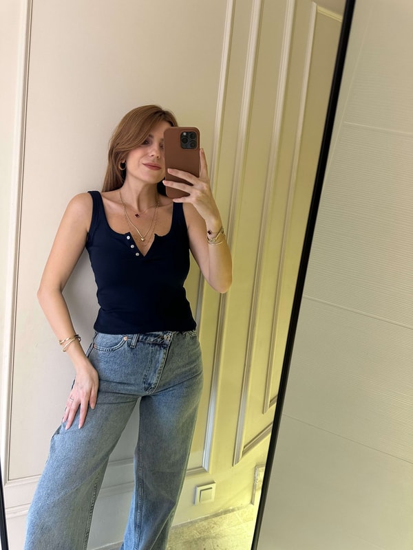 Çıtçıtlı BodyLacivert Çıtçıt Düğmeli Askılı Body