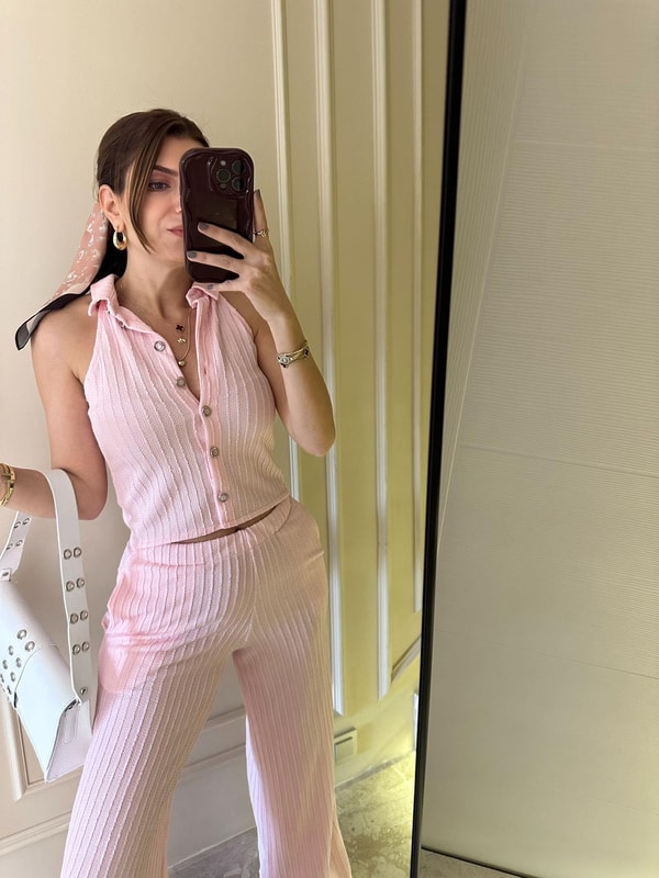 Pantolonlu TakımPembe Gofre Kumaş Kolsuz Düğmeli Takım