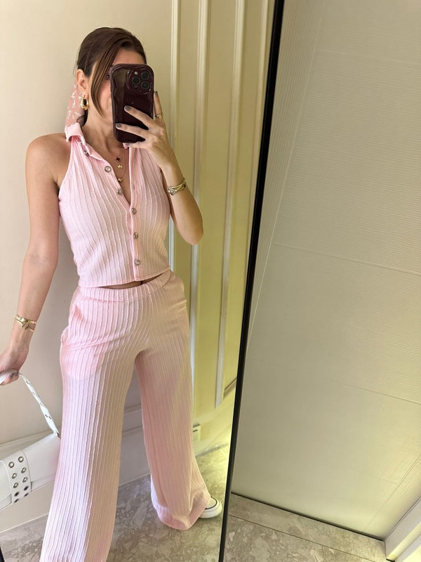 Pantolonlu TakımPembe Gofre Kumaş Kolsuz Düğmeli Takım