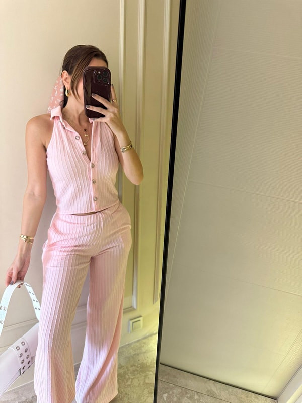 Pantolonlu TakımPembe Gofre Kumaş Kolsuz Düğmeli Takım