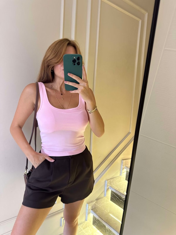 Askılı BluzPembe Kare Yaka Gloplu Bluz