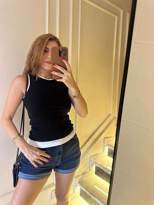 Sıfır Kol BluzSiyah Çift Görünümlü Pamuk Atlet
