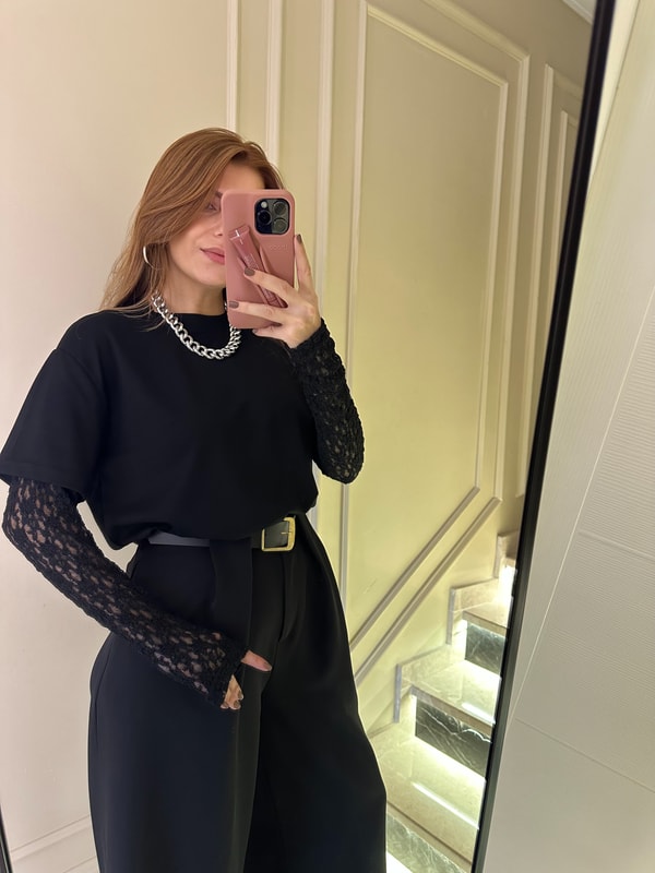 Uzun Kollu BluzSiyah Kol Dantelli İkili Bluz