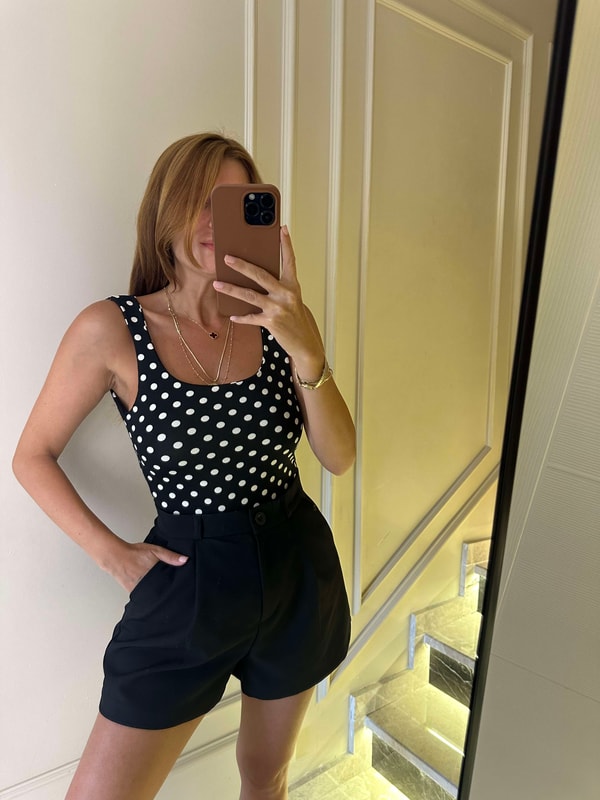 Çıtçıtlı BodySiyah Puantiyeli Sırt Açık Bodysuit Zıbın