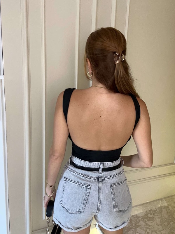 Çıtçıtlı BodySiyah Sırt Açık Bodysuit Zıbın
