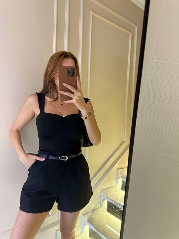 Askılı BluzSiyah Sırt Detay Askılı Bluz