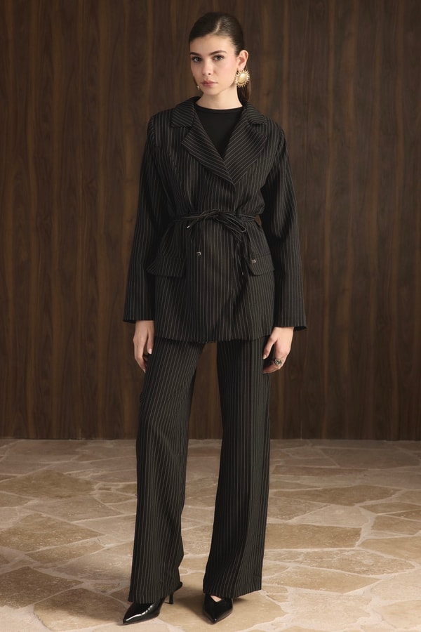 Bel Bağlamalı Blazer Ceket Takım - Siyah