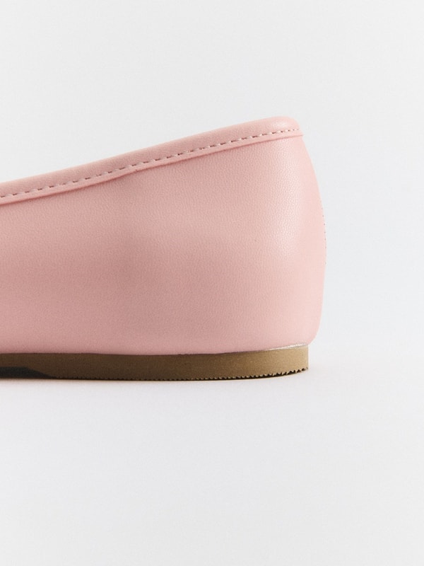Fiyonklu Deri Mat Babet - Pembe