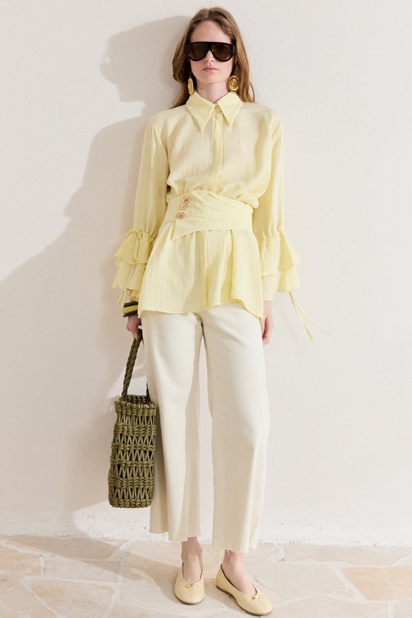 Geniş Kemerli Kol Volanlı Gömlek - Sarı