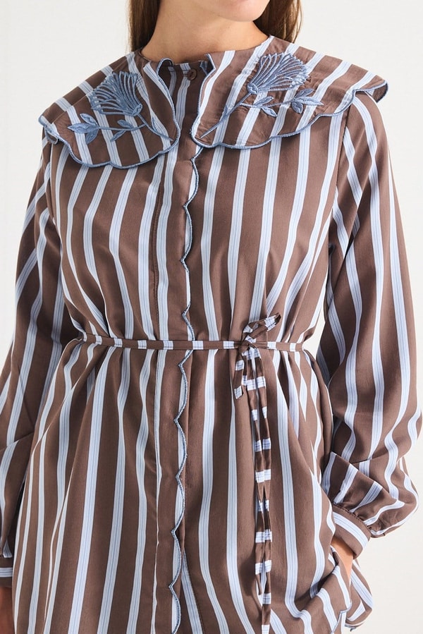 Nakış Detaylı Çizgili Poplin Gömlek - Kahve