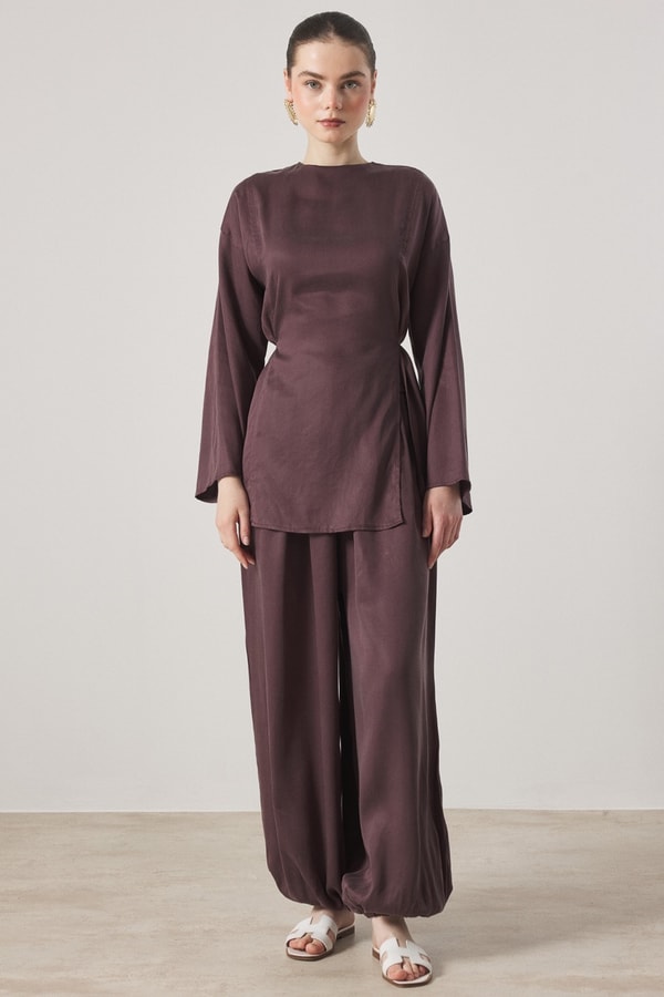 Yırtmaç Detaylı Pantolonlu Takım - Bordo