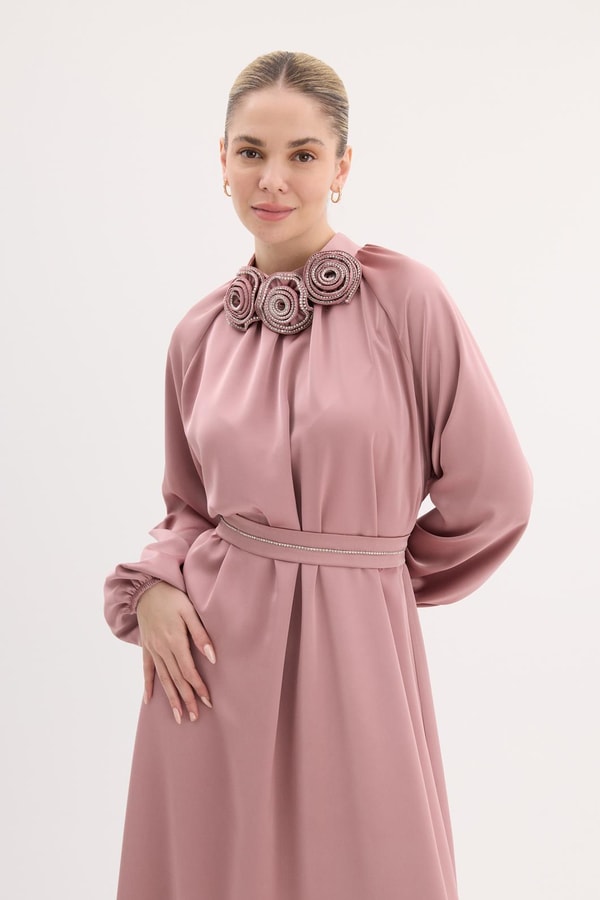 Ales Saten Gül Detaylı  Elbise - Pembe