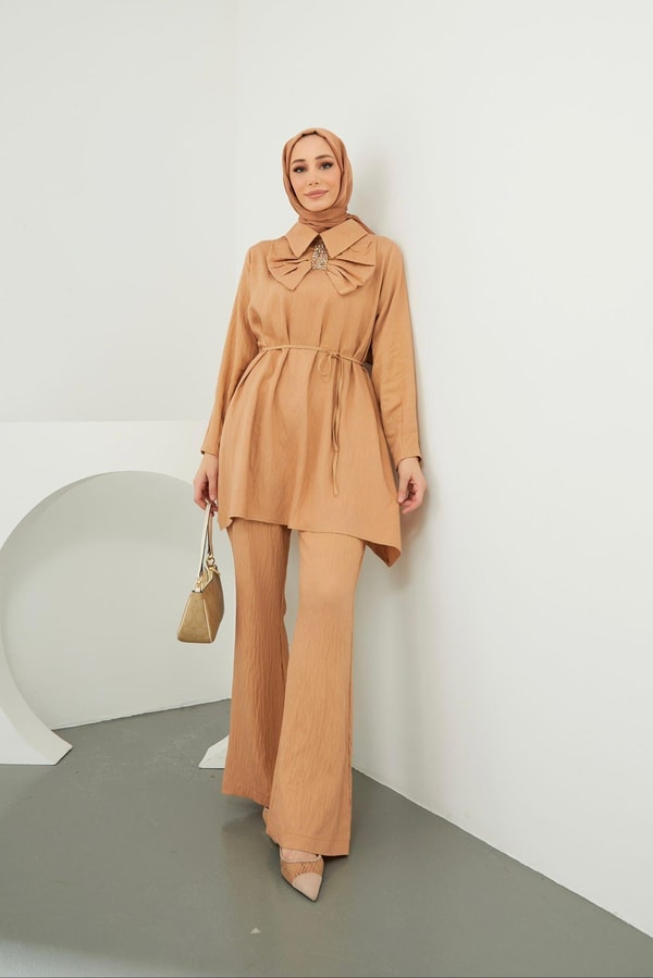Cristal Taş Fiyonk Detaylı Takım - Camel