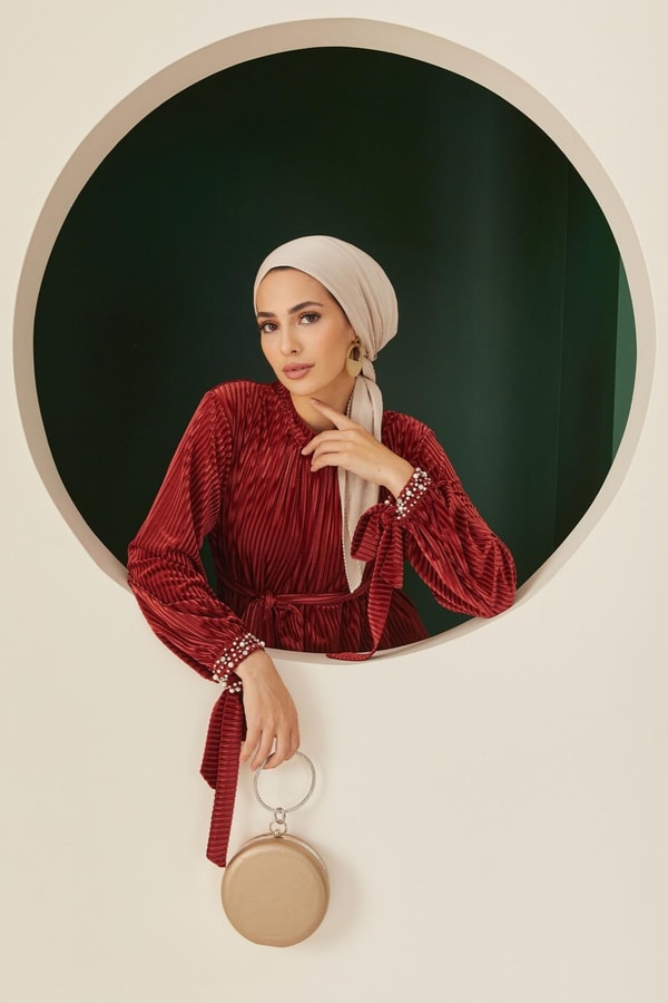 Diana Kolu İncili Kadife Elbise - Bordo