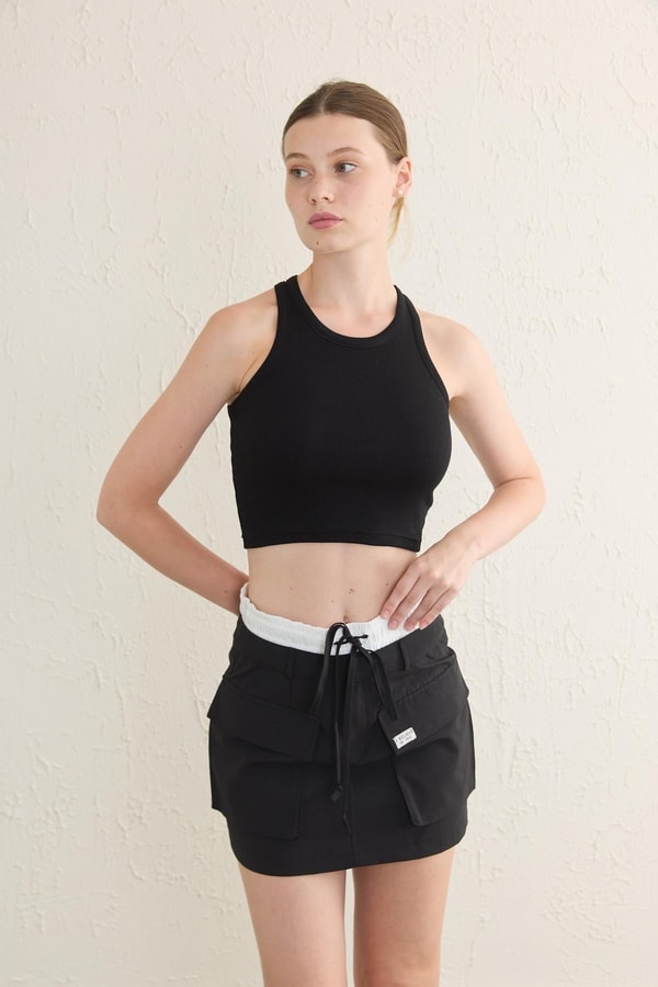 Halter Yaka Crop Atlet - Siyah