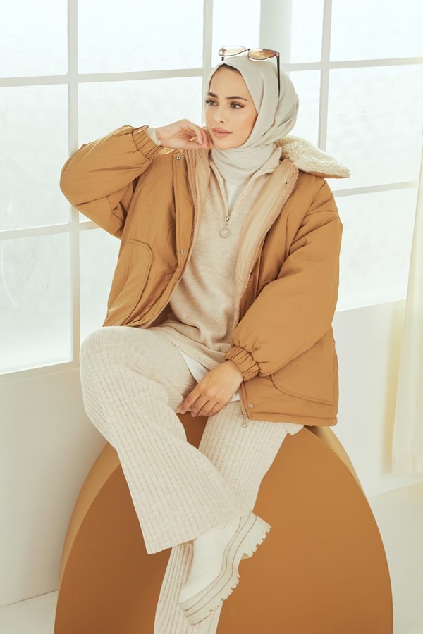Kürk Yaka Detaylı Şişme Mont - Camel