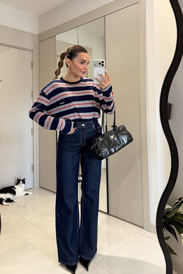 Alondra Lacivert Cep Detaylı Oversize Bluz