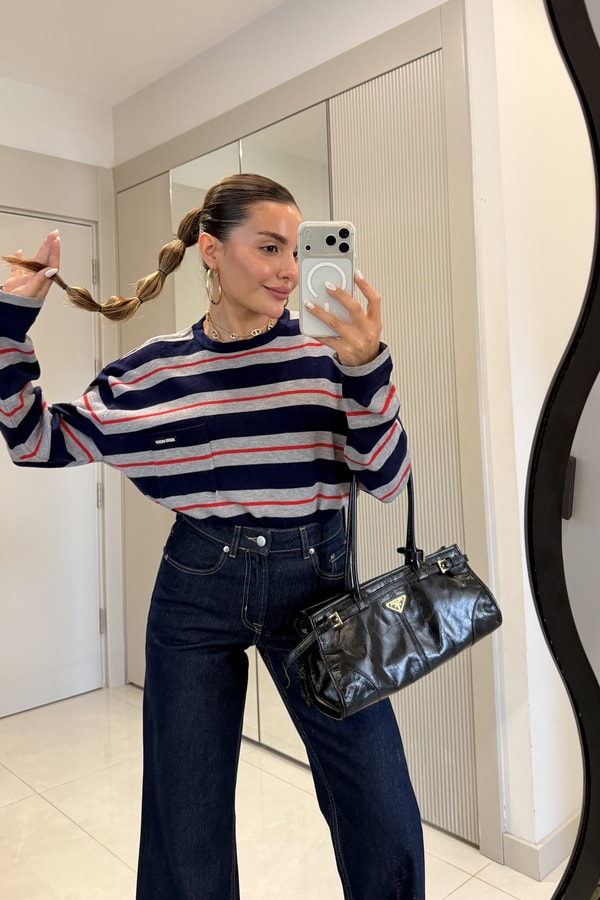 Alondra Lacivert Cep Detaylı Oversize Bluz