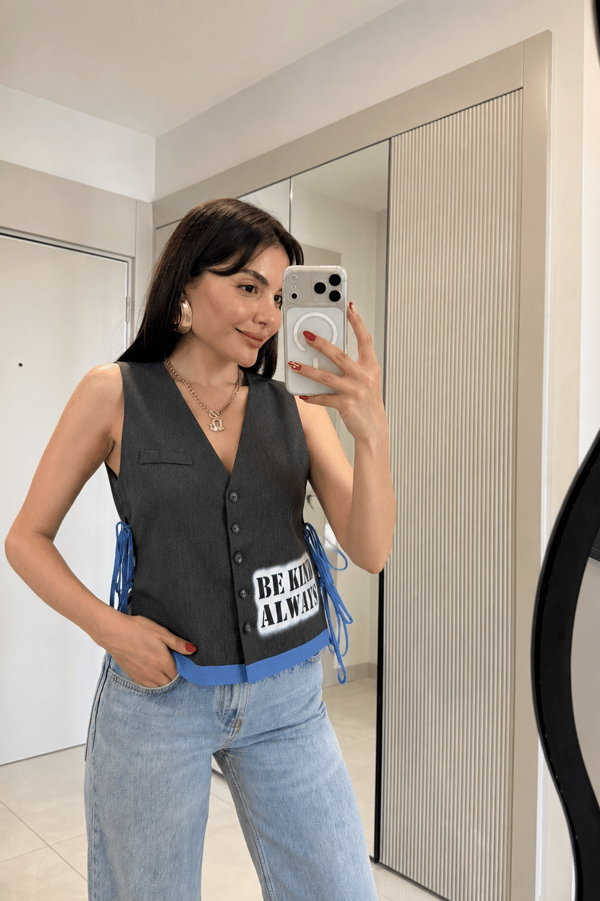 Always Antrasit Yazı Detaylı Yelek