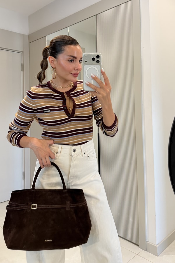 Belluna Camel Düğme Detaylı Çizgili Triko Bluz
