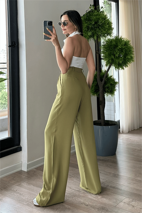 Beyaz polo yaka fitilli crop top