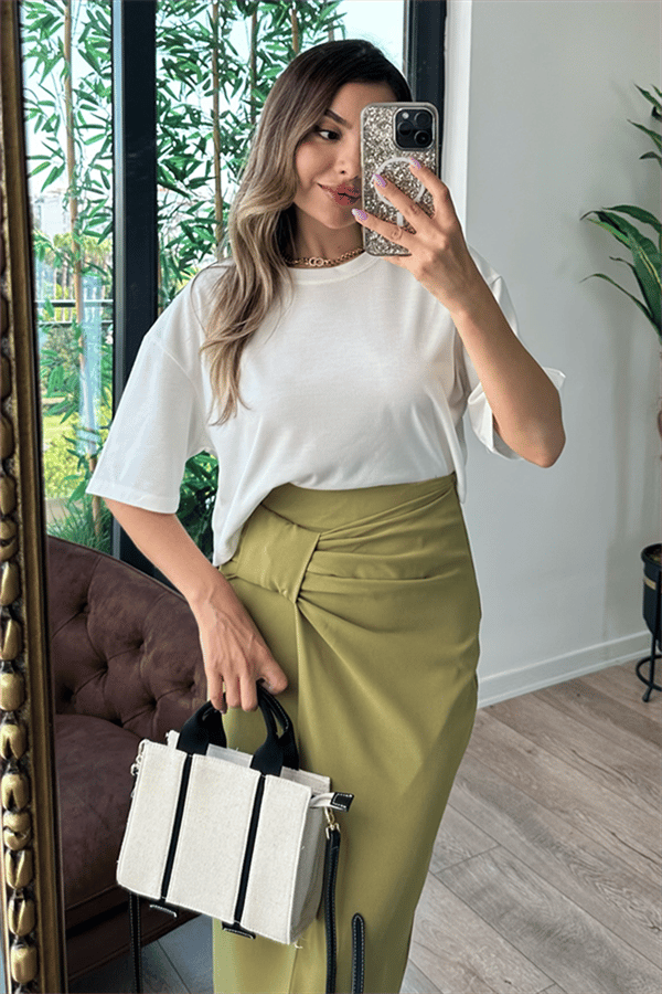 Bisiklet yaka beyaz basic tshirt