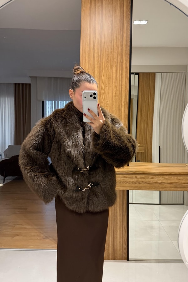 Borgi Kahve Yakalı Kürk