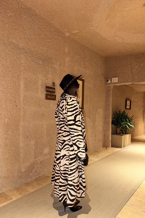 Brandy Zebra Desen Uzun Kaban