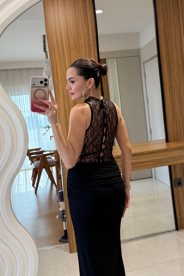 Brendan Siyah Sırt Dekolteli Dantel Elbise