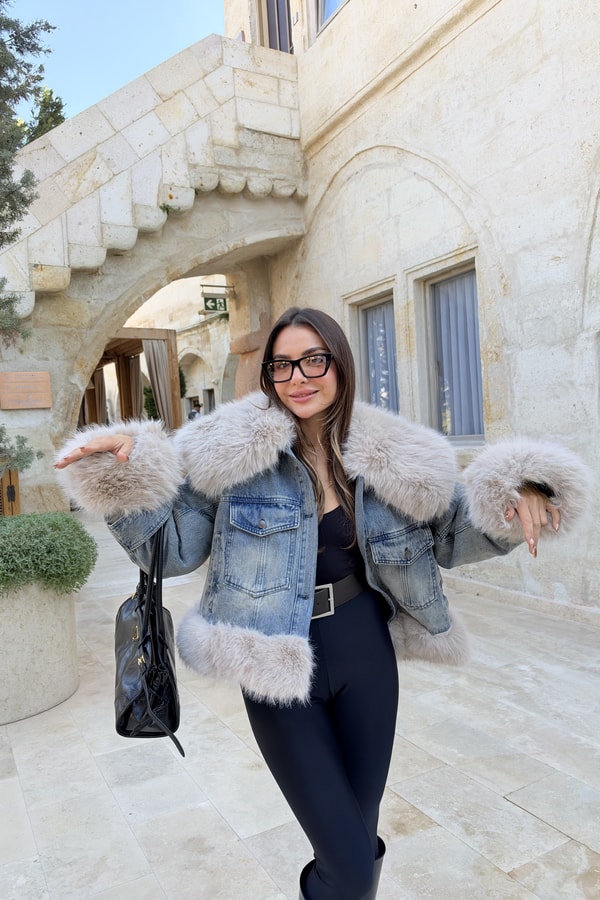Brest Mavi İçi Kapitone İthal Denim Kürklü Mont