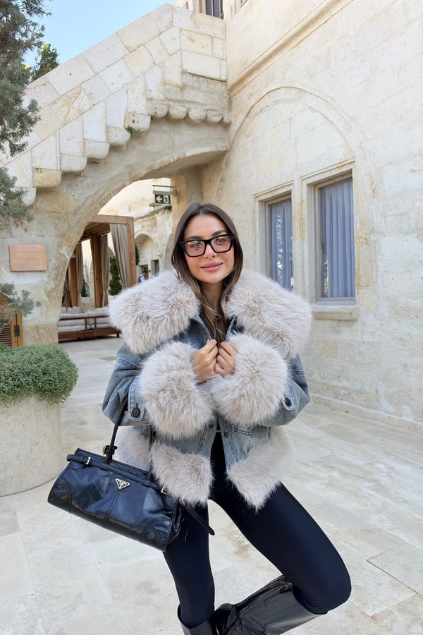 Brest Mavi İçi Kapitone İthal Denim Kürklü Mont